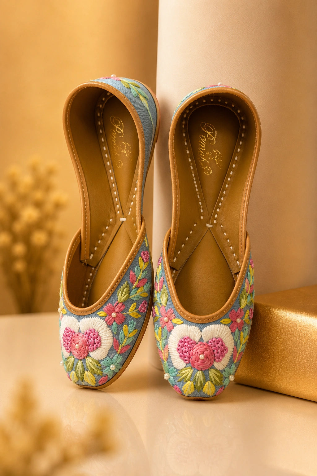 NEEL FLORAL EMBROIDERED JUTTI FOR WOMEN