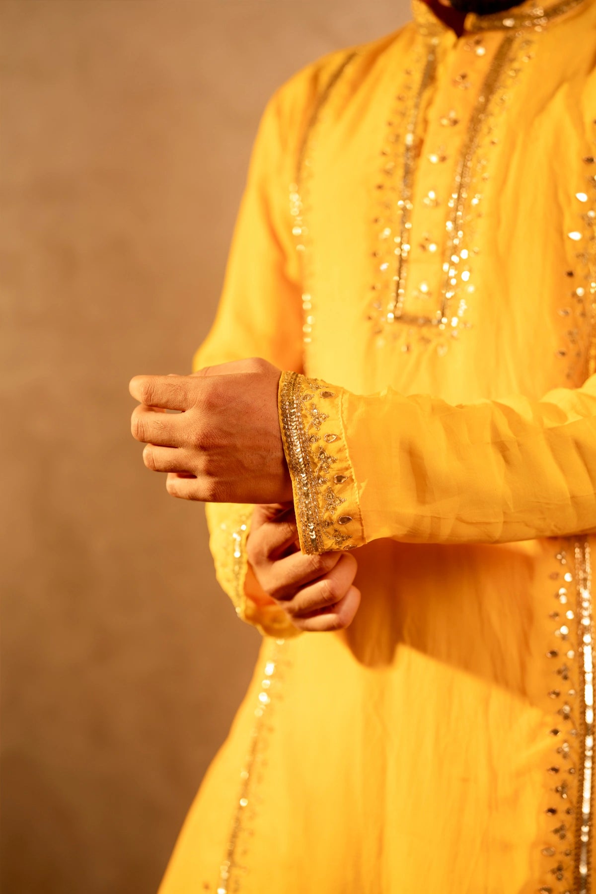 MEN'S LUXE ORGANZA PEELA HAND EMBROIDERY KURTA SET