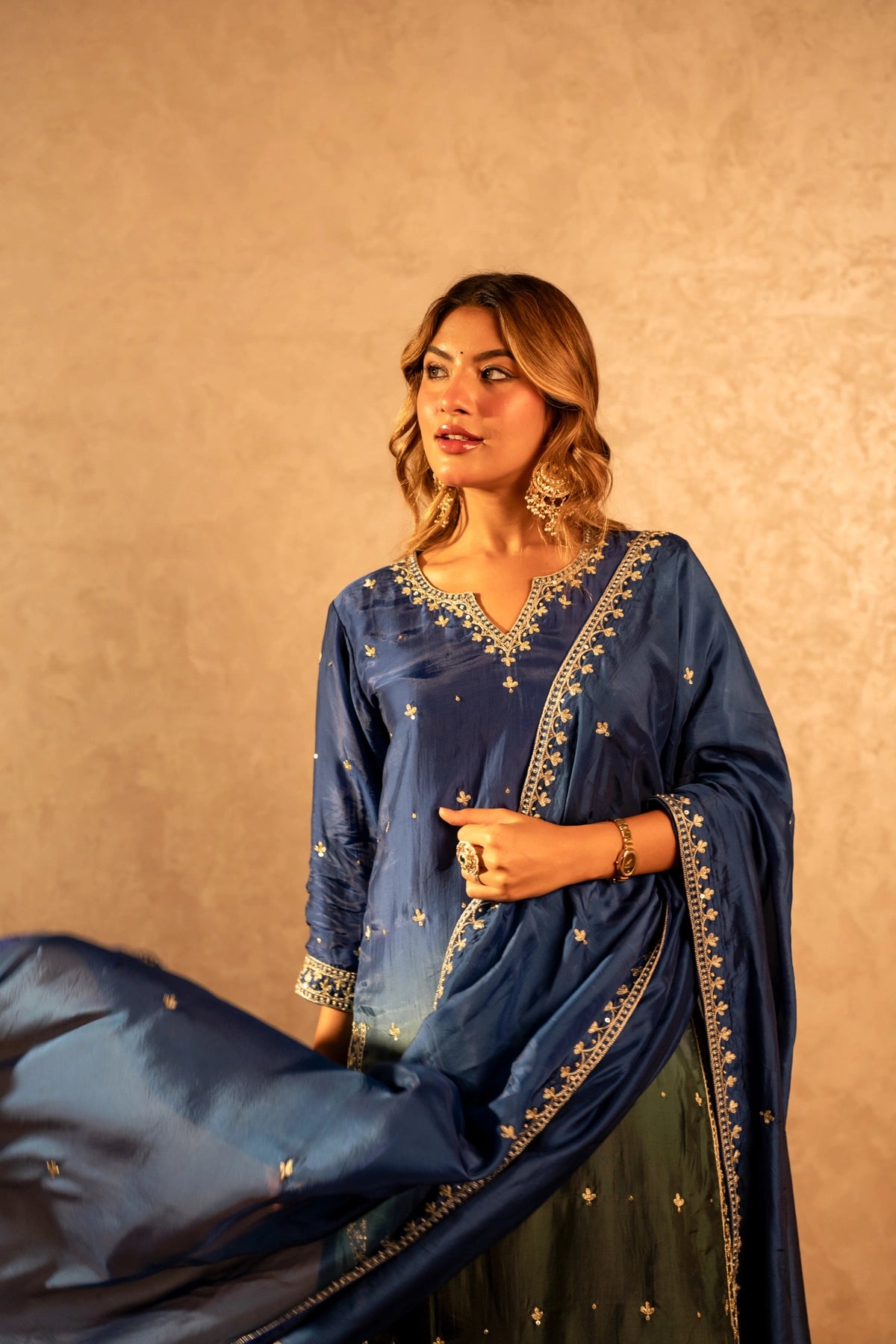 GOTTA BAZAR TWO TONE NEEL SILK AARI TAARI HAND WORK STRAIGHT SUIT SET