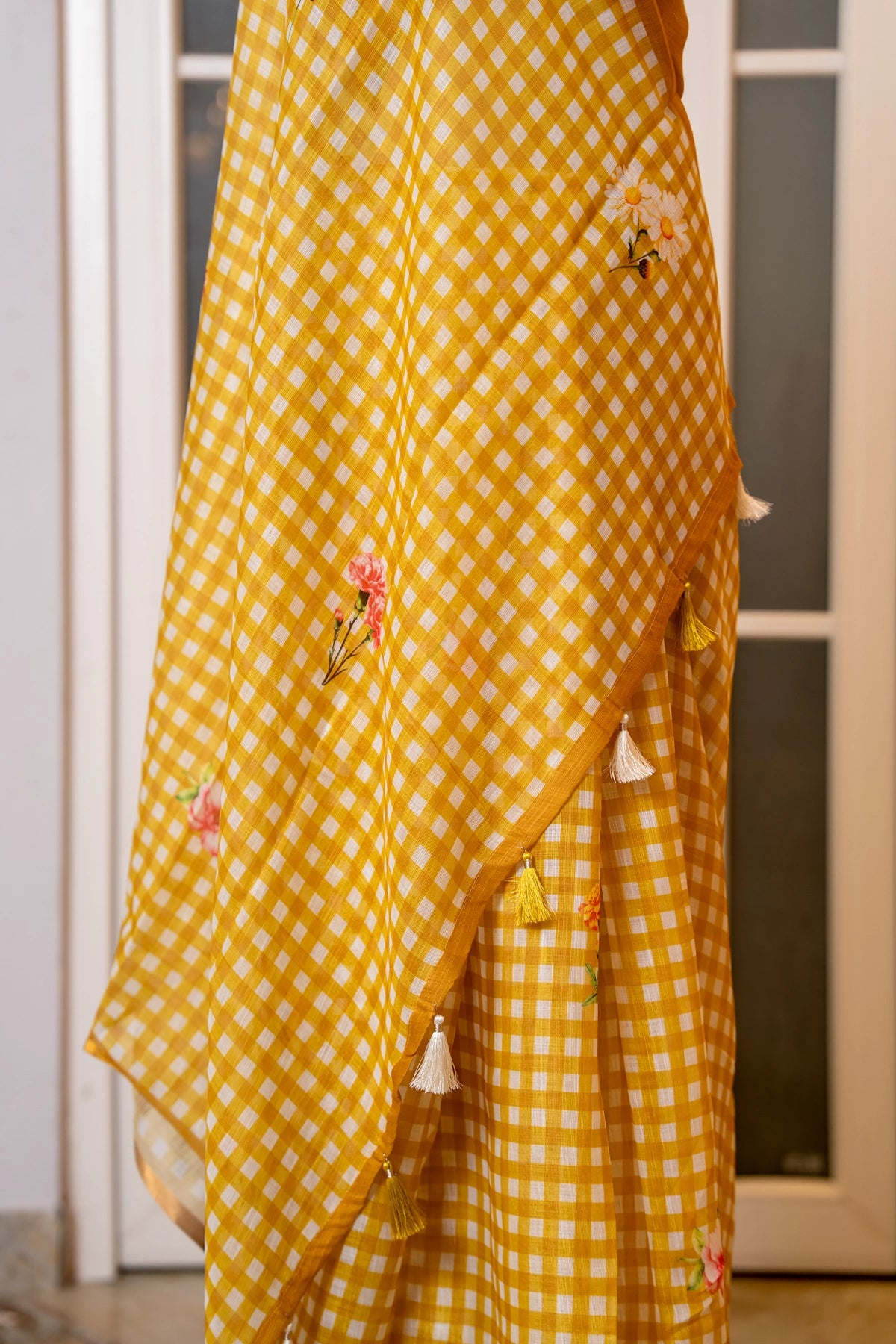 SOOT RAAG YELLOW LINEN CHECKERED SAREE WITH BLOUSE PIECE