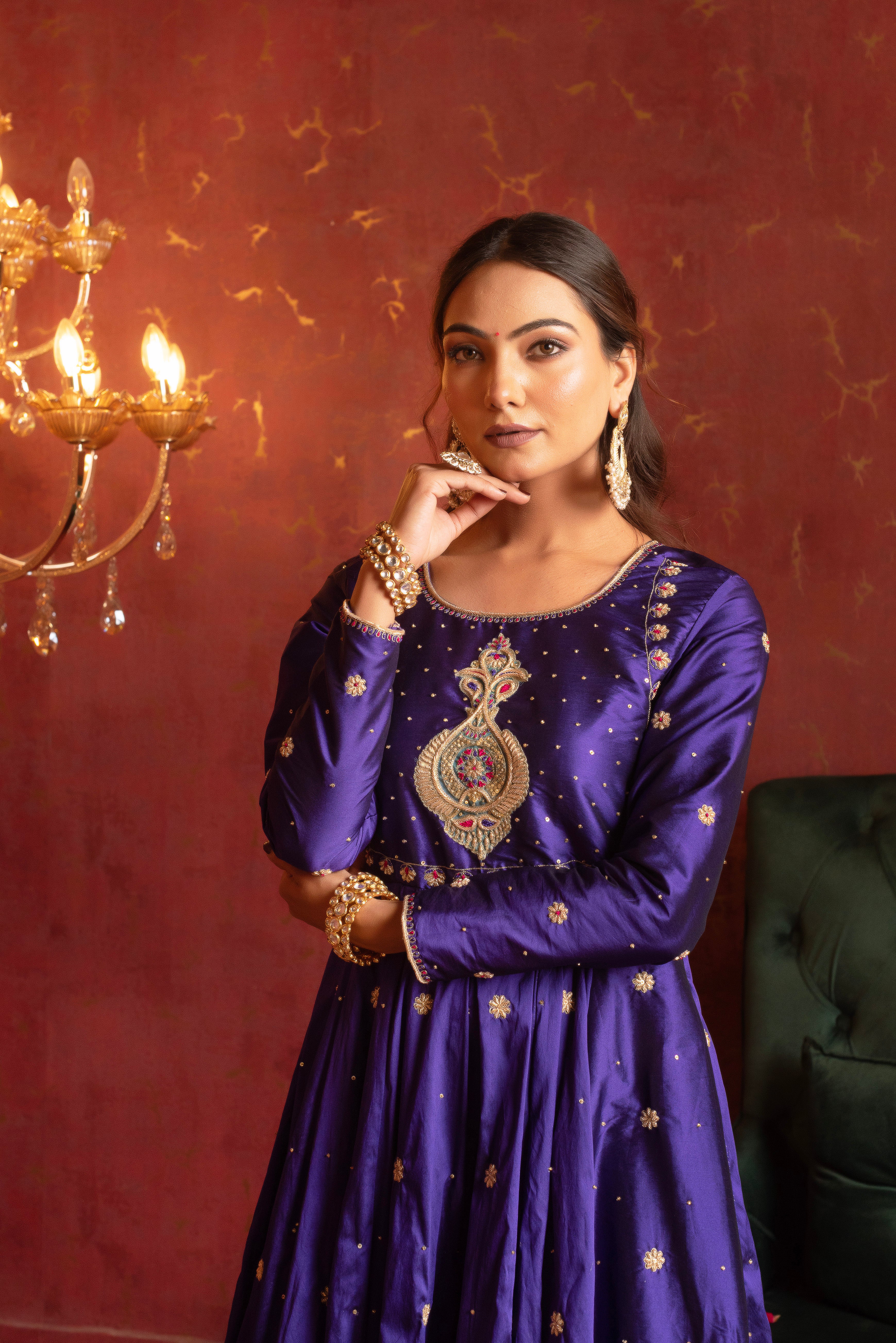 GULFIZAN PURPLE TAFFETA ZARDOZI TAARI HANDWORK ANARKALI SUIT SET WITH ORGANZA DUPATTA