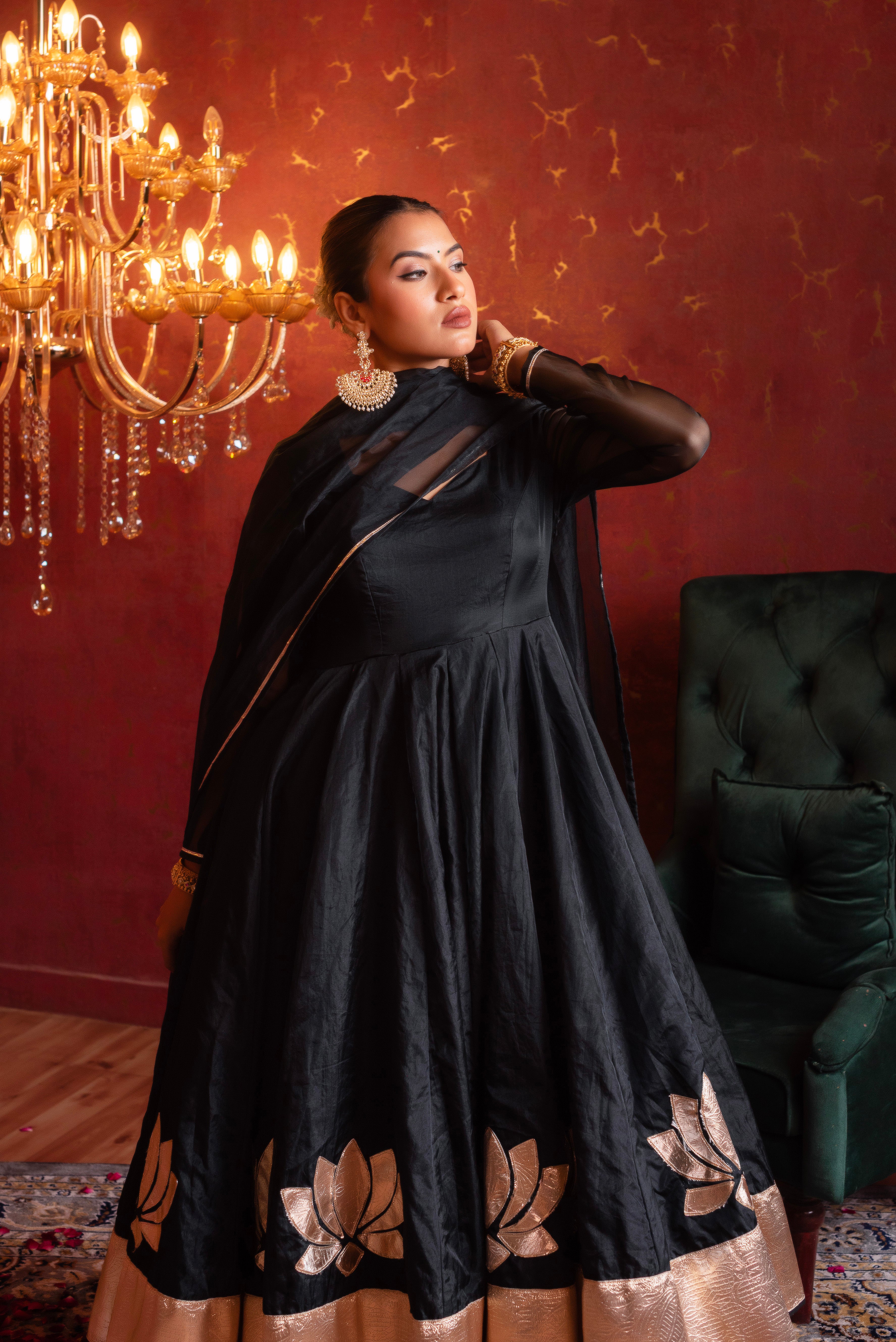 GULFIZAN BLACK GOLD MASTANI ORGANZA KALIDAR ANARKALI SUIT SET WITH ORGANZA DUPATTA