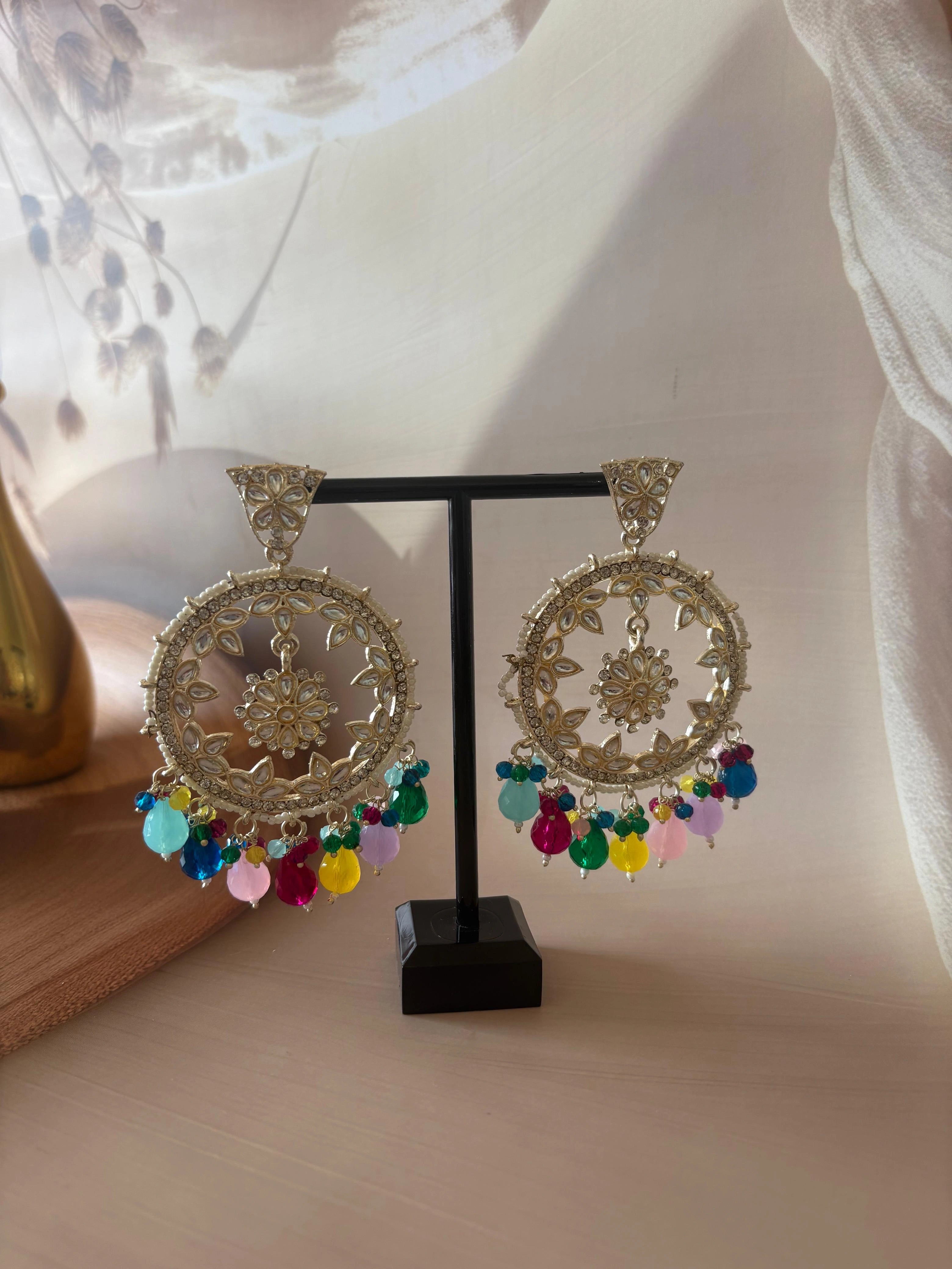 MULTICOLOUR KUNDAN STUDDED EARRING SET