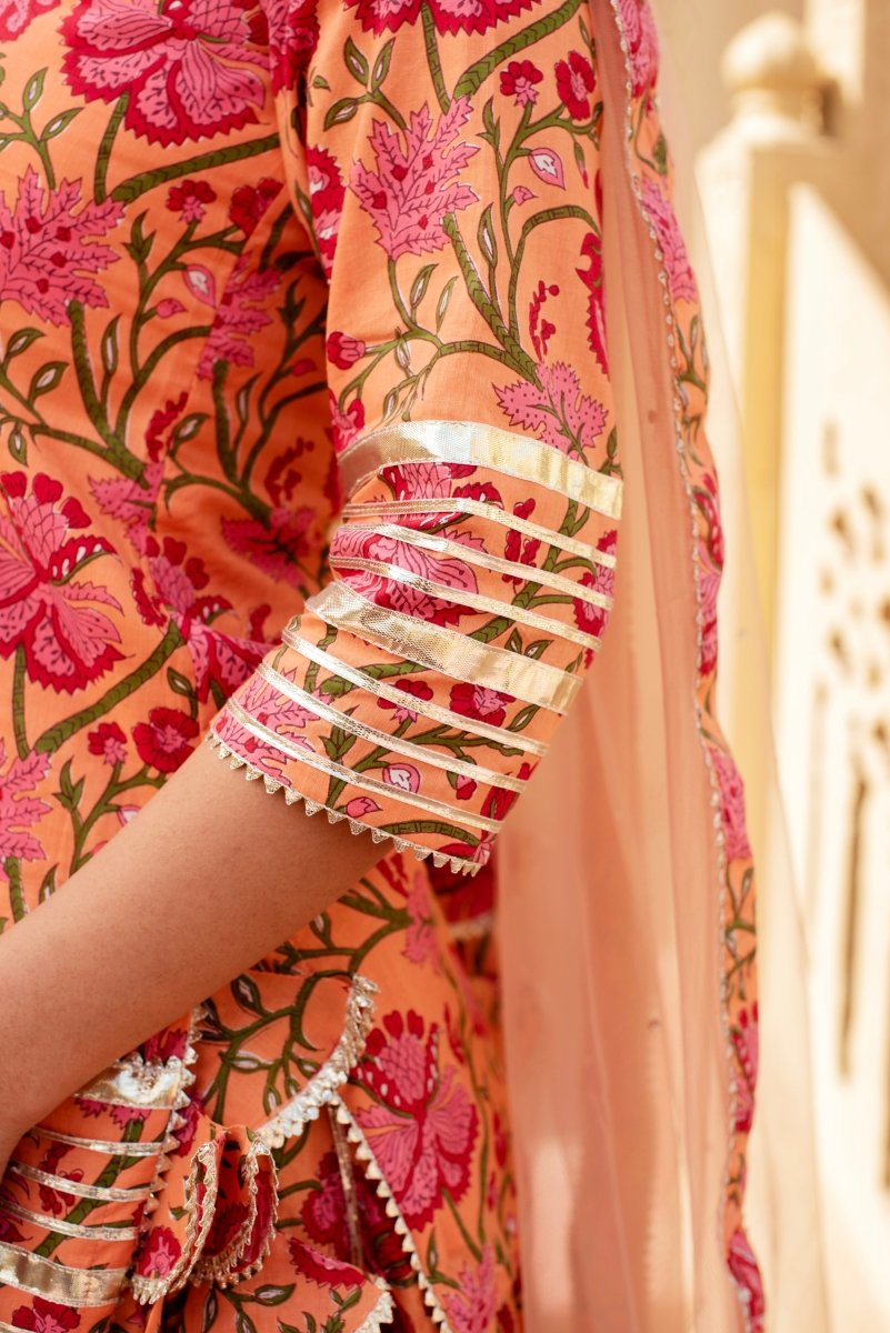 CHHIPA BAZAR TULSI PEACH HAND BLOCK COTTON GOTA PATTI SKIRT SET WITH SOFT NET DUPATTA - Pomcha Jaipur
