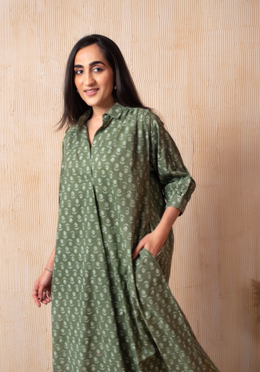 DHOOP CHAAV AISHA GREEN HAND BLOCK COTTON WHITE CO - ORD SET - Pomcha Jaipur