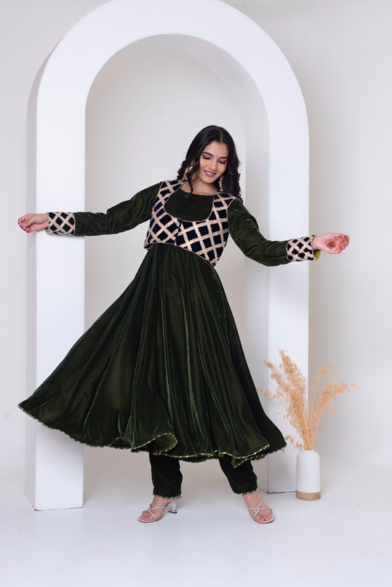 GHAZAL GREEN VELVET GOTA PATTI ANARKALI SET WITH VELVET VEST AND SOFT NET DUPATTA - Pomcha Jaipur