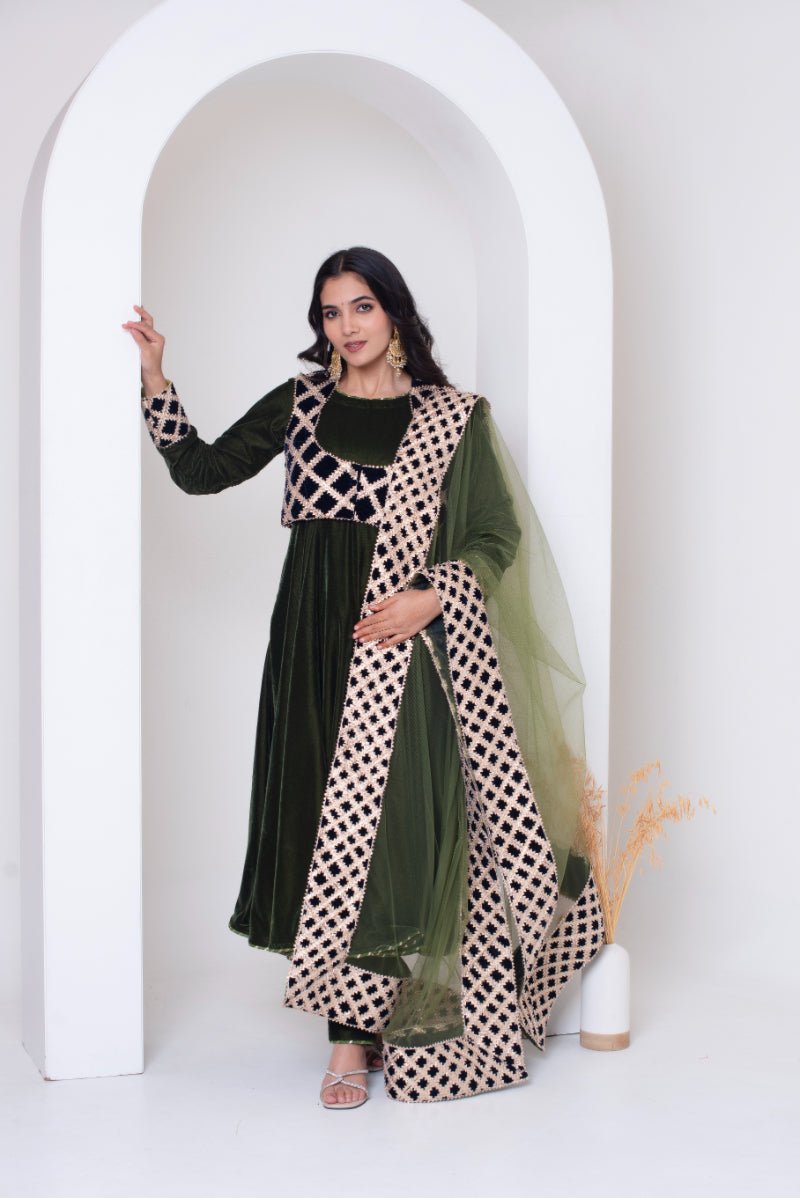 GHAZAL GREEN VELVET GOTA PATTI ANARKALI SET WITH VELVET VEST AND SOFT NET DUPATTA - Pomcha Jaipur