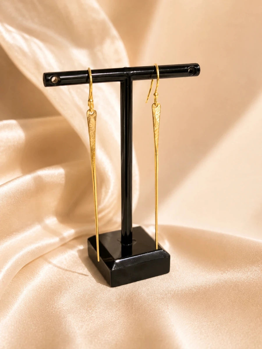 GOLDEN FLOW EARRINGS - Pomcha Jaipur