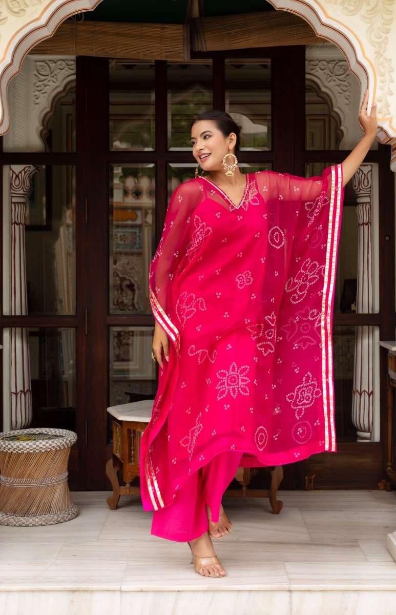 GULABI GALIYAN BANDEJ PINK KAFTAN WITH COTTON PANT AND INNER - Pomcha Jaipur