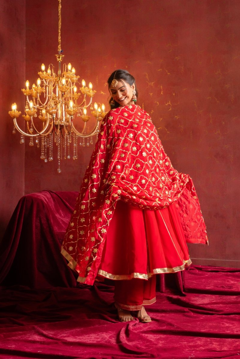 GULFIZAN CHATAK LAAL ORGANZA ANARKALI SET WITH HEAVY GOTA PATTI WORK ORGANZADUPATTA - Pomcha Jaipur