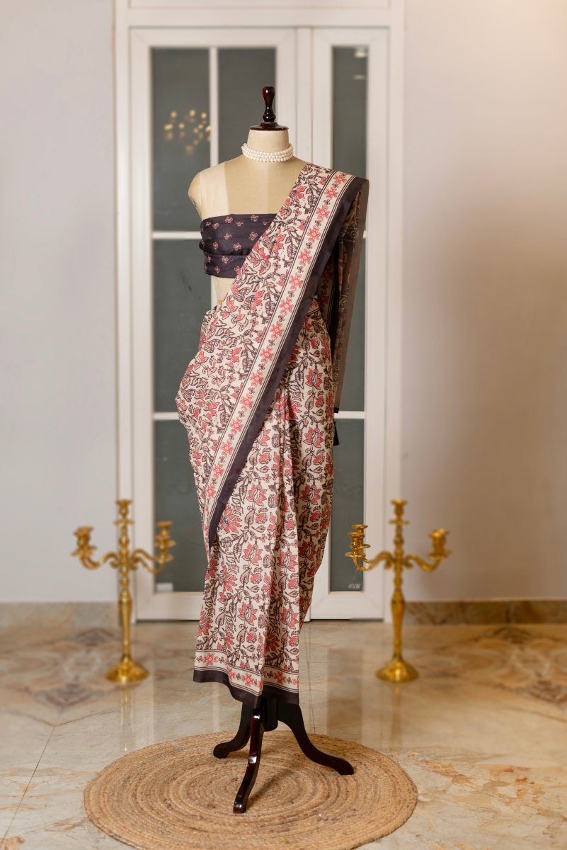SOOT RAAG BLACK PRINTED SAREE WITH BLACK LINEN BLOUSE - Pomcha Jaipur