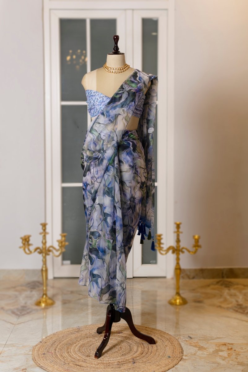 SOOT RAAG BLUE PAINTED ORGANZA SAREE WITH CREPE GEORGETTE BLOUSE PIECE - Pomcha Jaipur