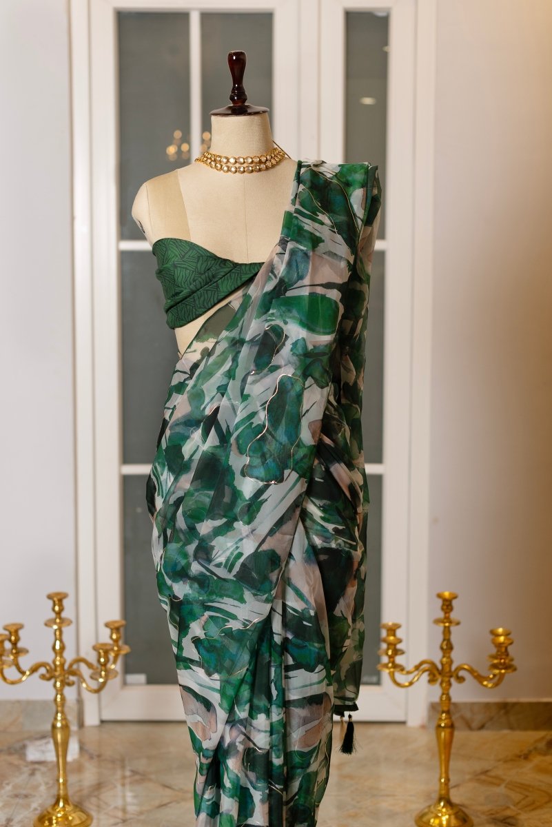 SOOT RAAG FLOREST FLOW GREEN ORGANZA SAREE WITH CREPE GEORGETTE BLOUSE PIECE - Pomcha Jaipur