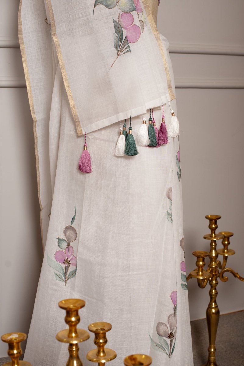 SOOT RAAG PINK PHOOL HAND PAINTED LINEN SAREE WITH LINEN BLOUSE PIECE - Pomcha Jaipur