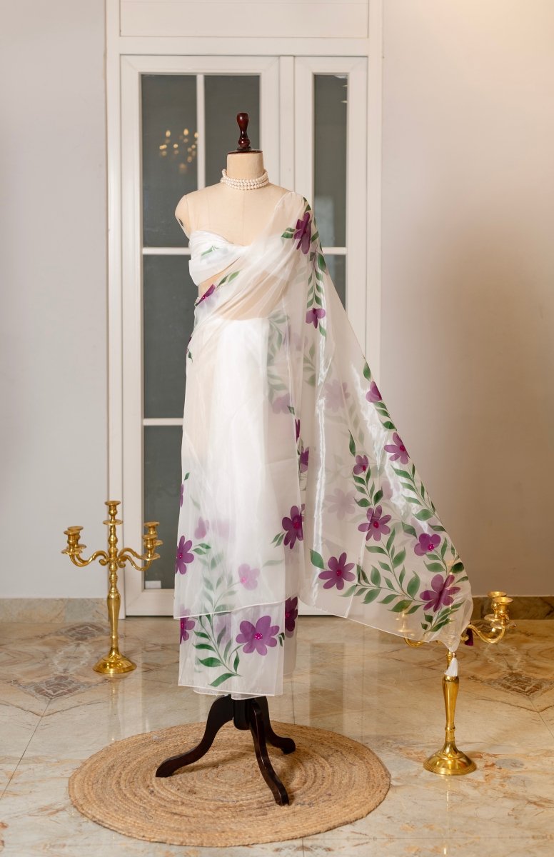 SOOT RAAG SAFED ORGANZA PURPLE FLORAL PRINT SAREE WITH ORGANZA BLOUSE PIECE - Pomcha Jaipur