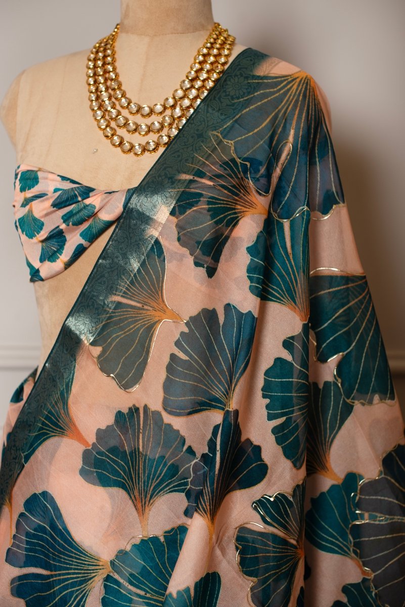 SOOT RAAG SPUN ORGANZA GREEN PRINTED SAREE WITH GREEN BLOUSE PIECE - Pomcha Jaipur