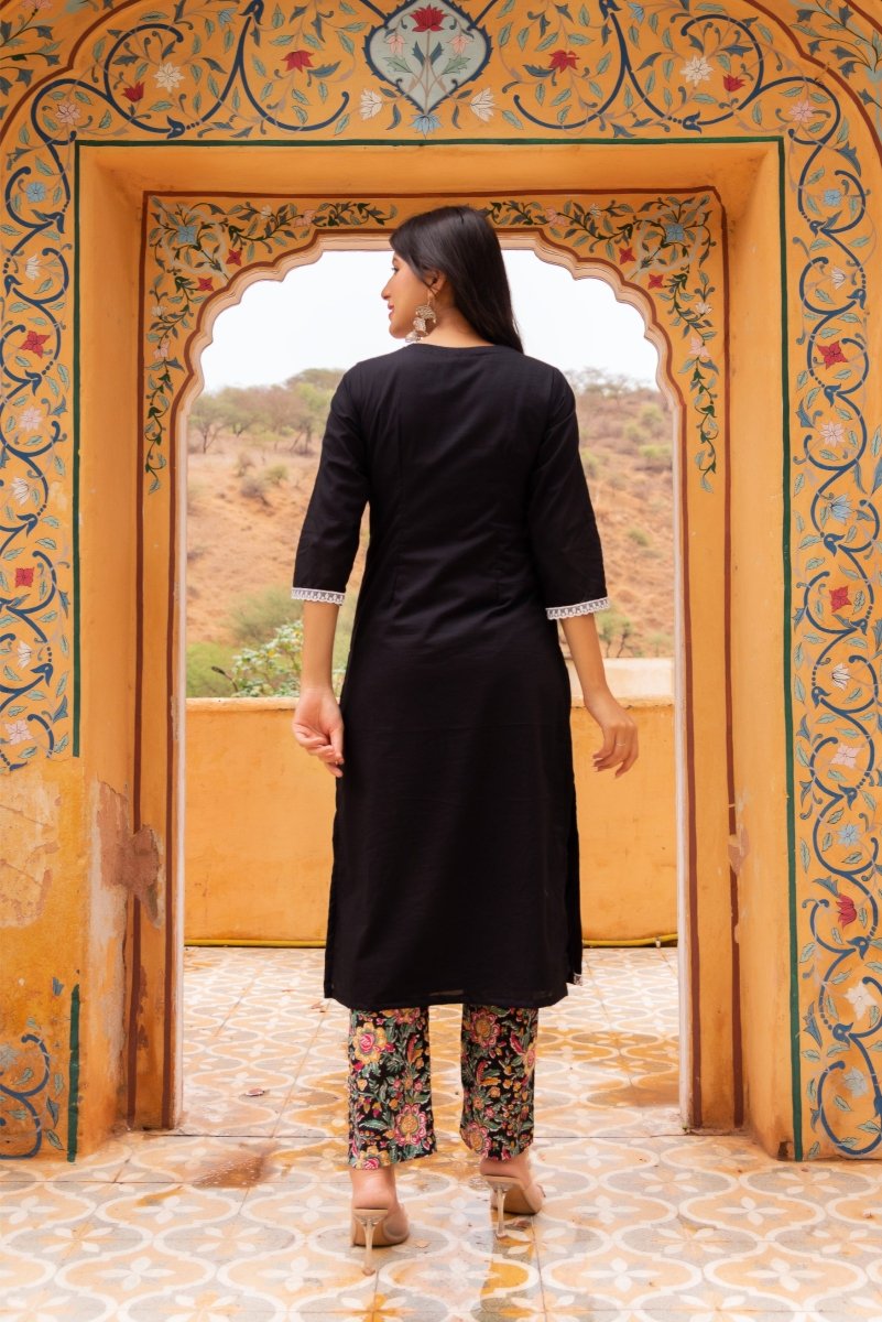 SUNHARI BLACK PRINTED PANTS COTTON SUIT SET WITH COTTON DUPATTA - Pomcha Jaipur