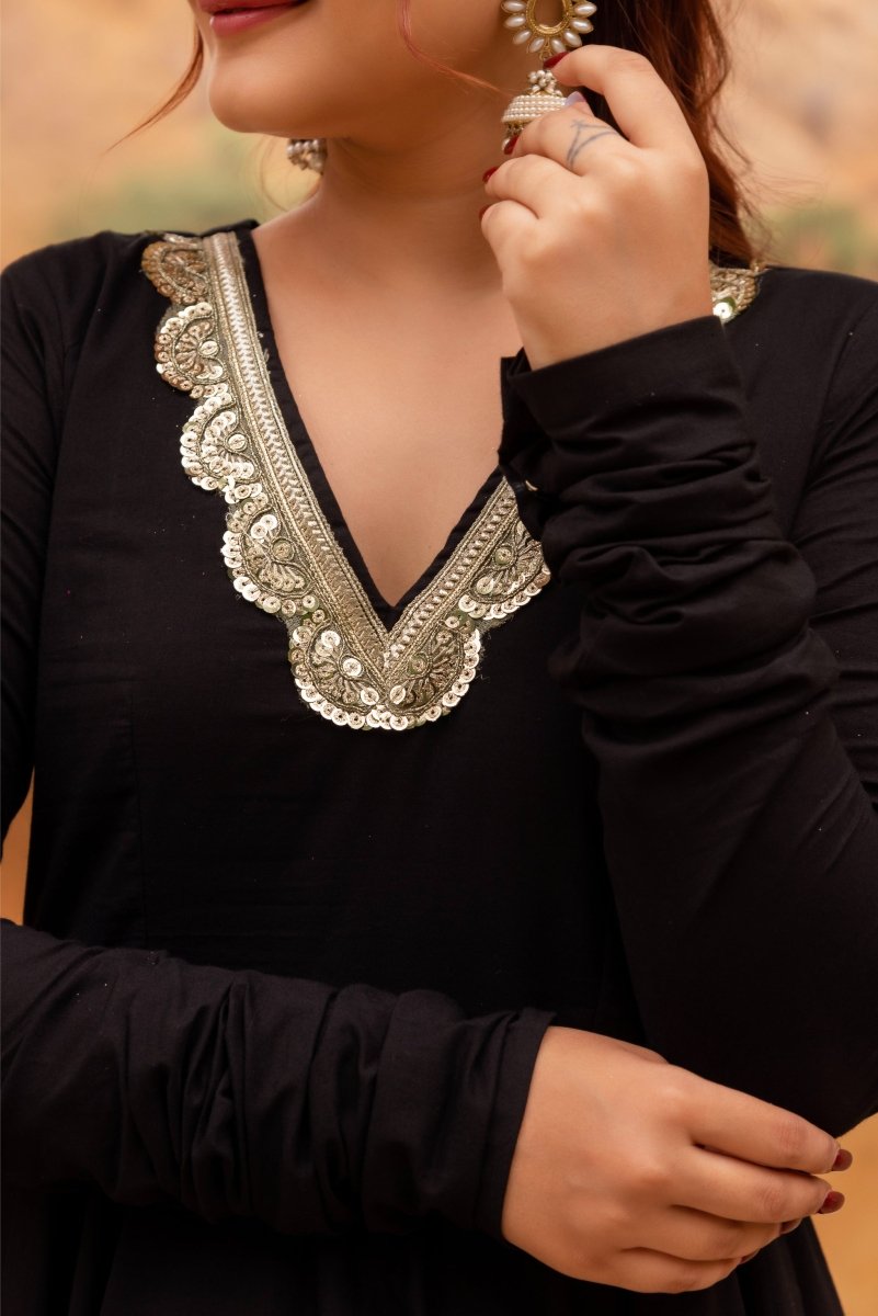 SUNHARI BLACK ROSE COTTON GOTA LACE ANARKALI SET WITH SOFT NET DUPATTA - Pomcha Jaipur