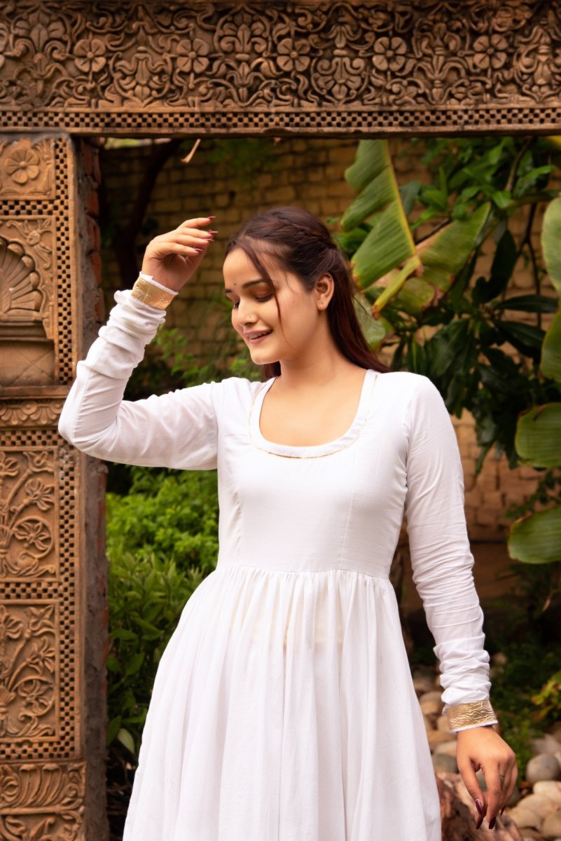 SUNHARI MAHIRA WHITE COTTON GOTA PATTI ANARKALI SET WITH COTTON DUPATTA - Pomcha Jaipur