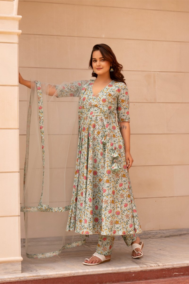 SUNHARI PASTEL GREEN HAND BLOCK COTTON ANGHRAKHA SET WITH SOFT NET DUPATTA - Pomcha Jaipur