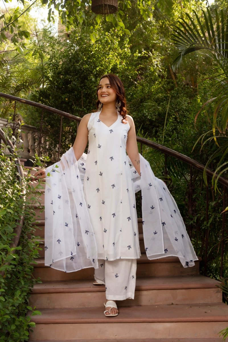 SUNHARI WHITE COTTON EMBROIDERY SUIT SET WITH EMBROIDERED ORGANZA DUPATTA - Pomcha Jaipur