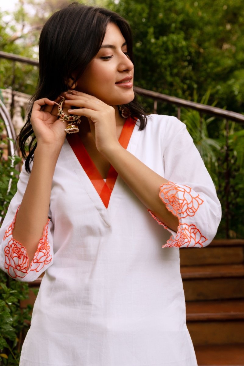 SUNHARI WHITE ORANGE PHOOL EMBROIDERY COTTON SUIT SET WITH EMBROIDERED ORGANZA DUPATTA - Pomcha Jaipur