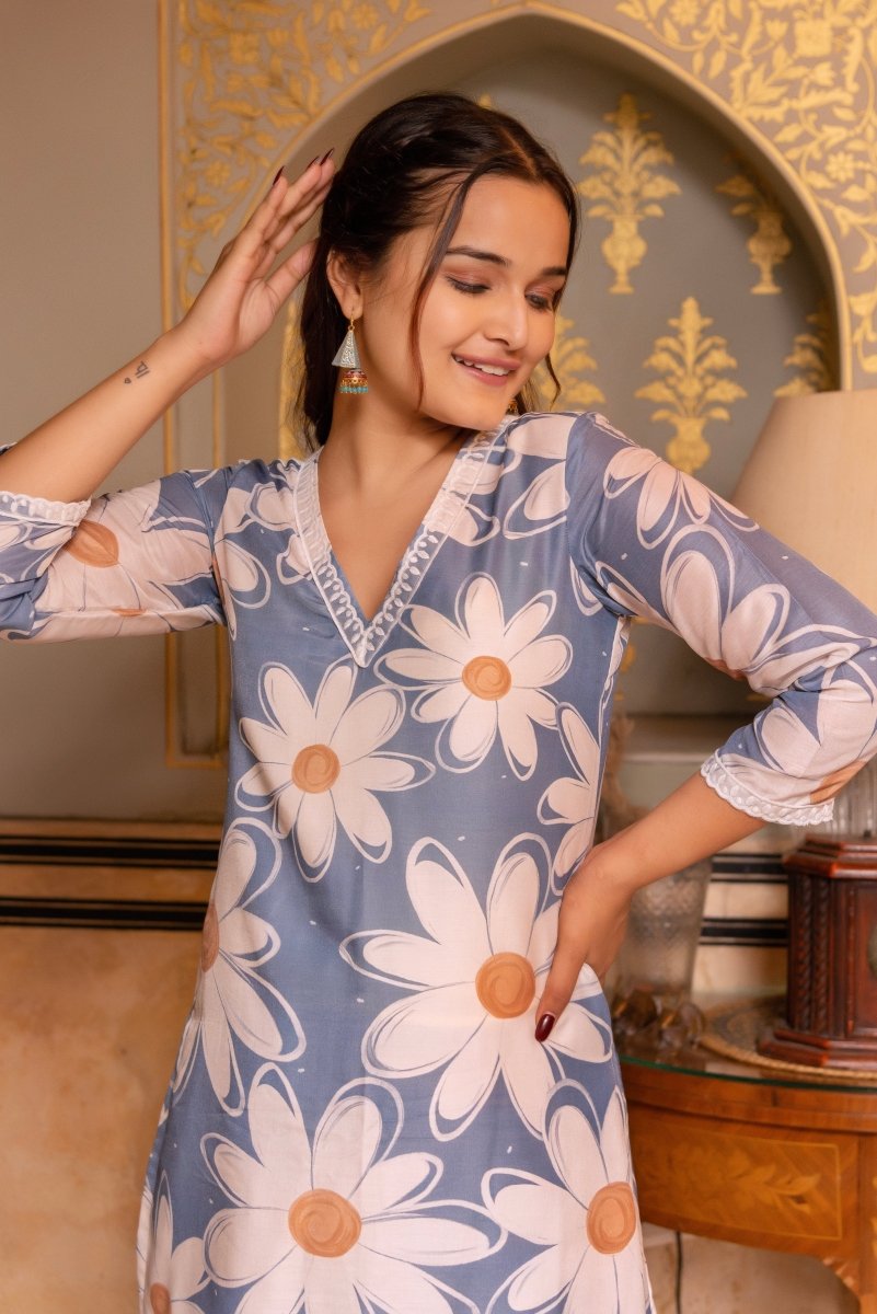SUNHARI WHITE PHOOL POWDER BLUE MUSLIN SUIT SET WITH ORGANZA DUPATTA - Pomcha Jaipur