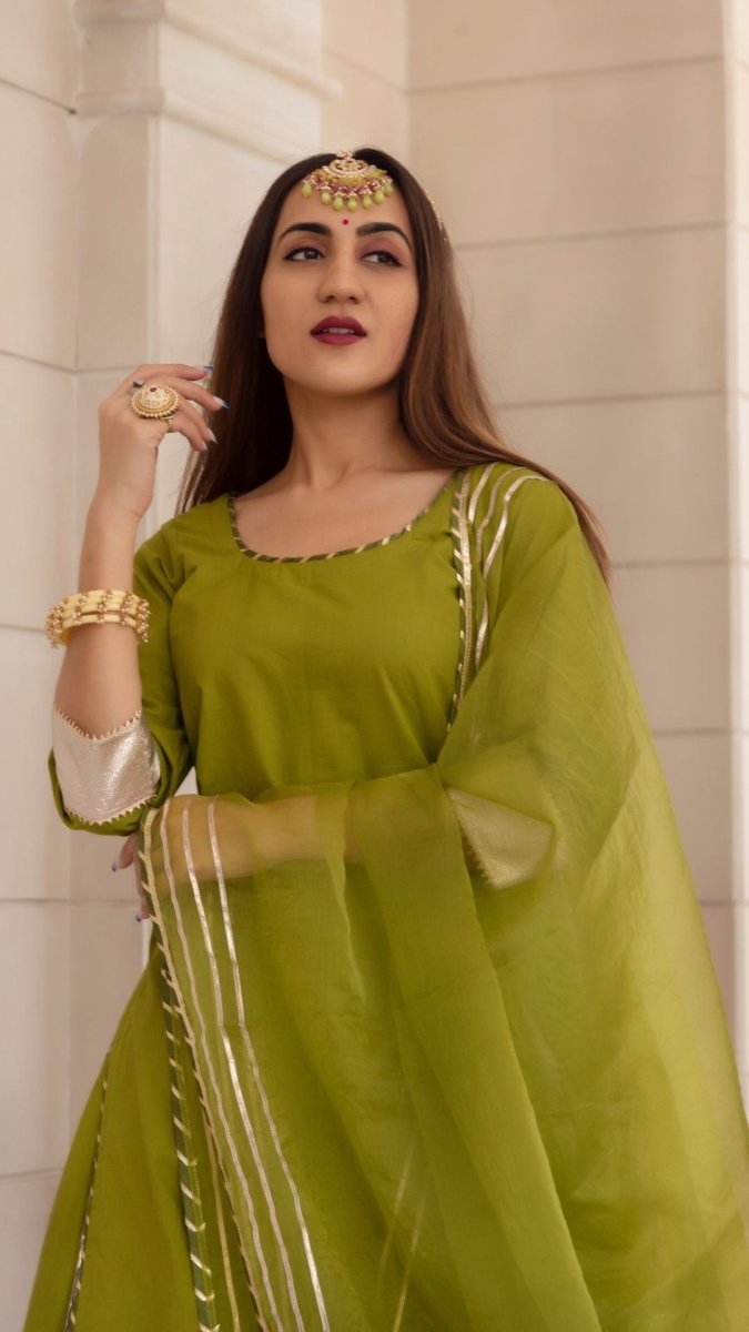 FALGUNI GREEN LONG KURTA SKIRT SET - Pomcha Jaipur