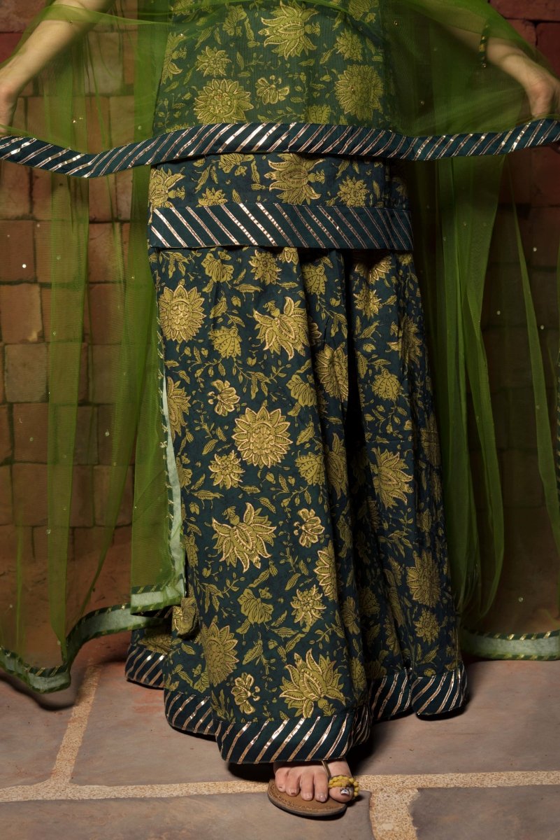 ORCHID GREEN COTTON HAND BLOCK SKIRT SET WITH SOFT NET DUPATTA - Pomcha Jaipur