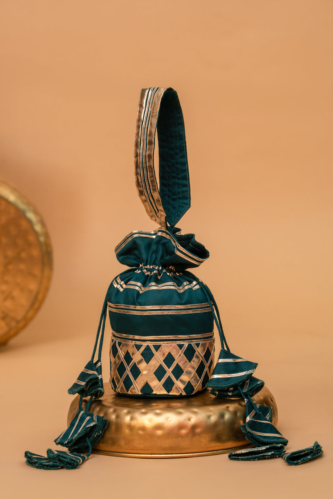 NOOR FIROZI RANG GOTA PATTI  POTLI BAG