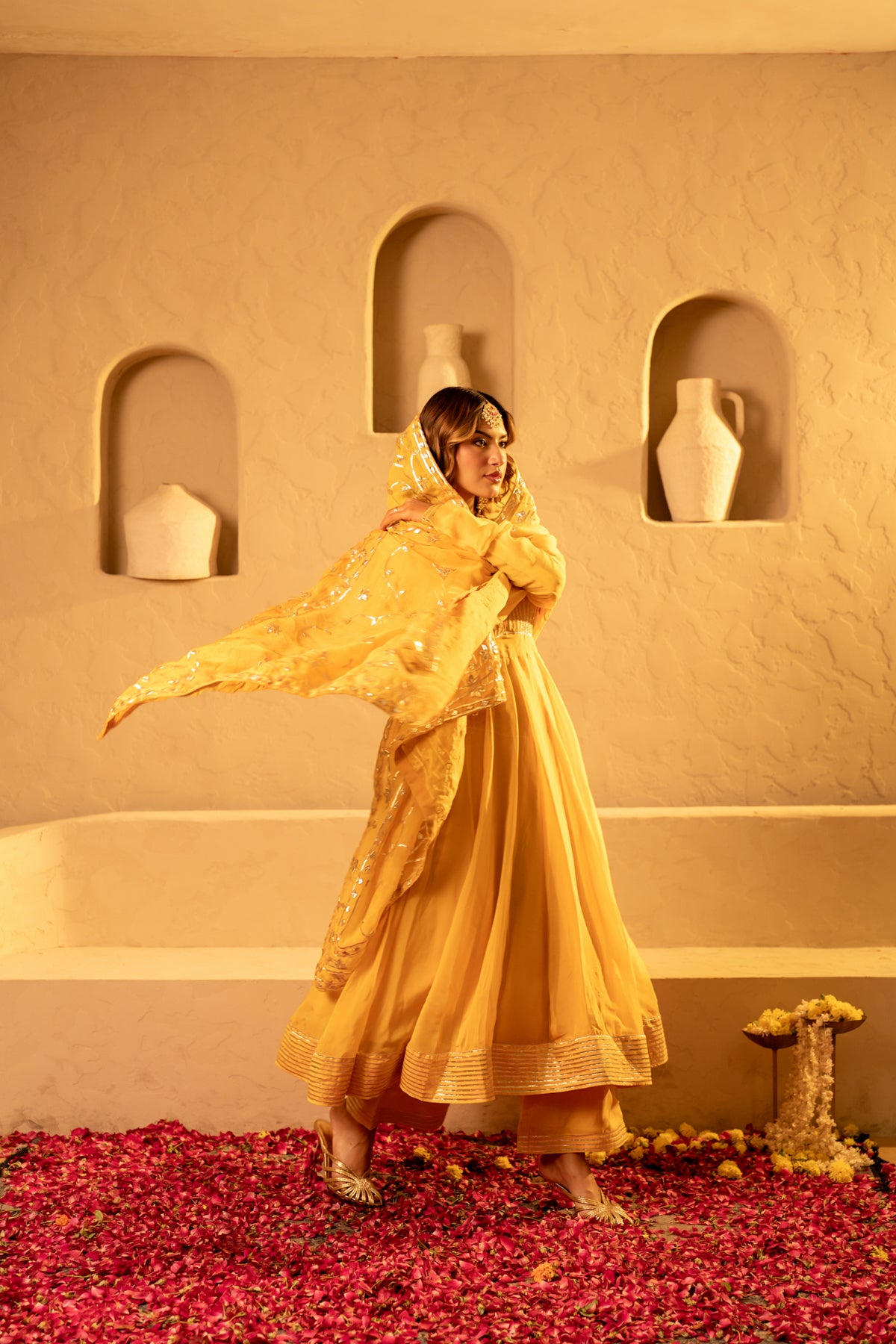 GOTTA BAZAR SURYAMUKHI GOTA FLARE ANARKALI SET WITH GOTA JAAK DUPATTA