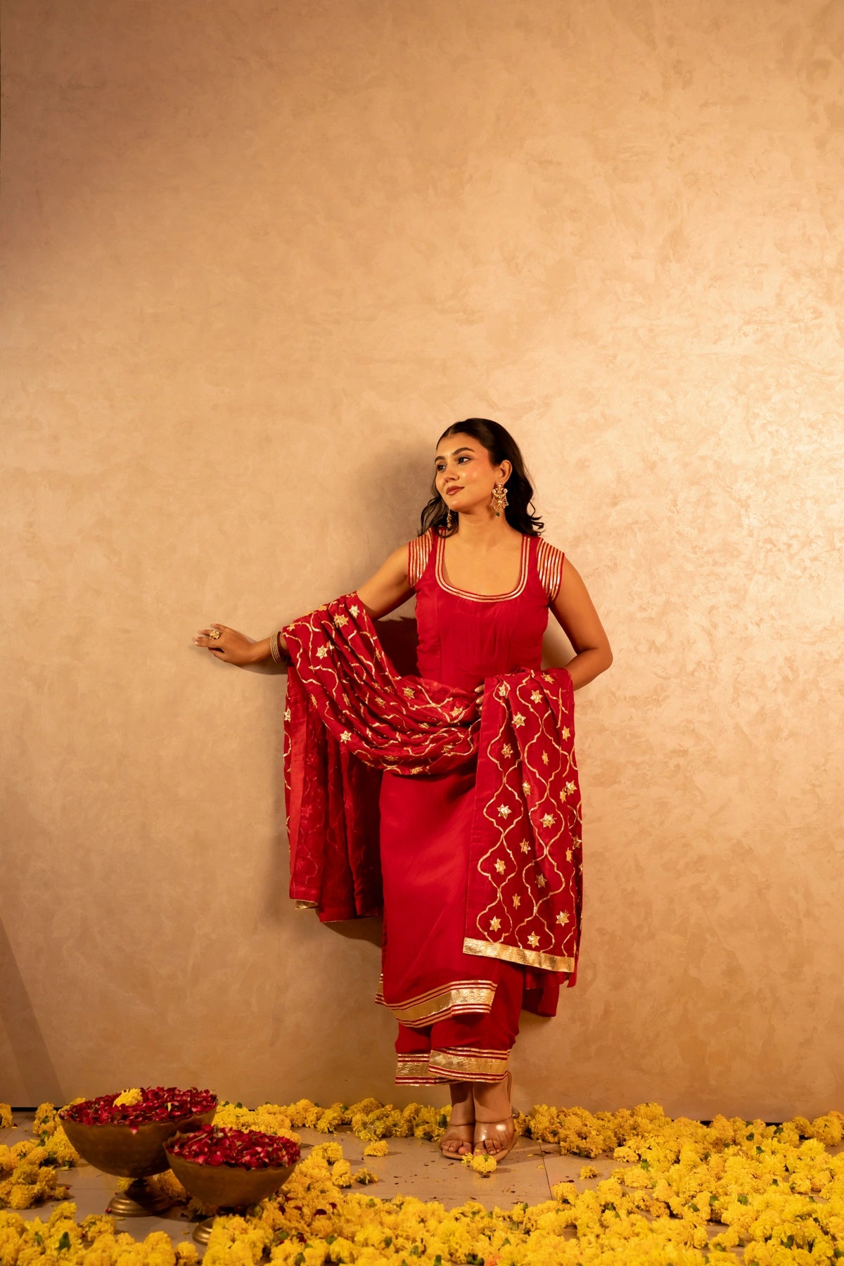 GOTTA BAZAR RANI LAAL ORGANZA GOTA PATTI STRAIGHT SUIT SET WITH JAAL DUPATTA