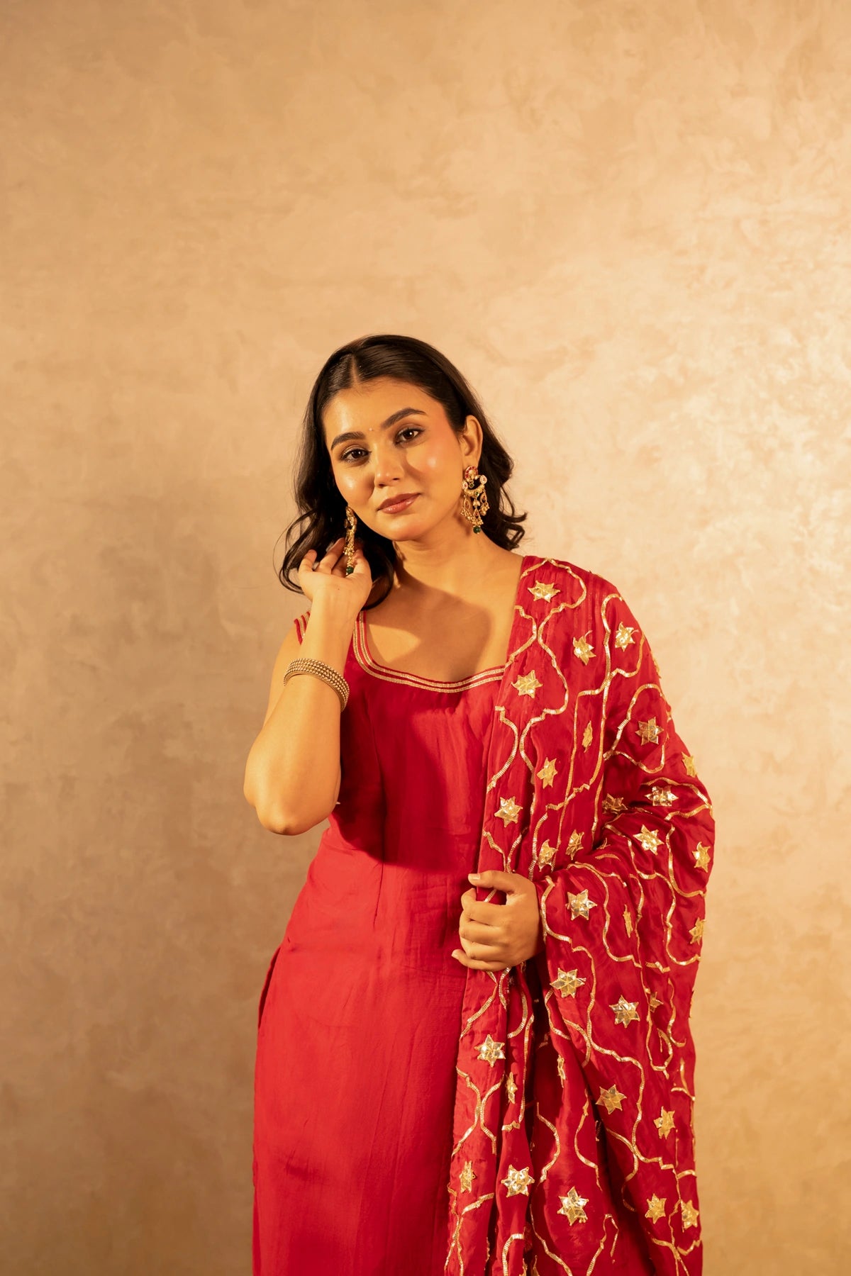 GOTTA BAZAR RANI LAAL ORGANZA GOTA PATTI STRAIGHT SUIT SET WITH JAAL DUPATTA