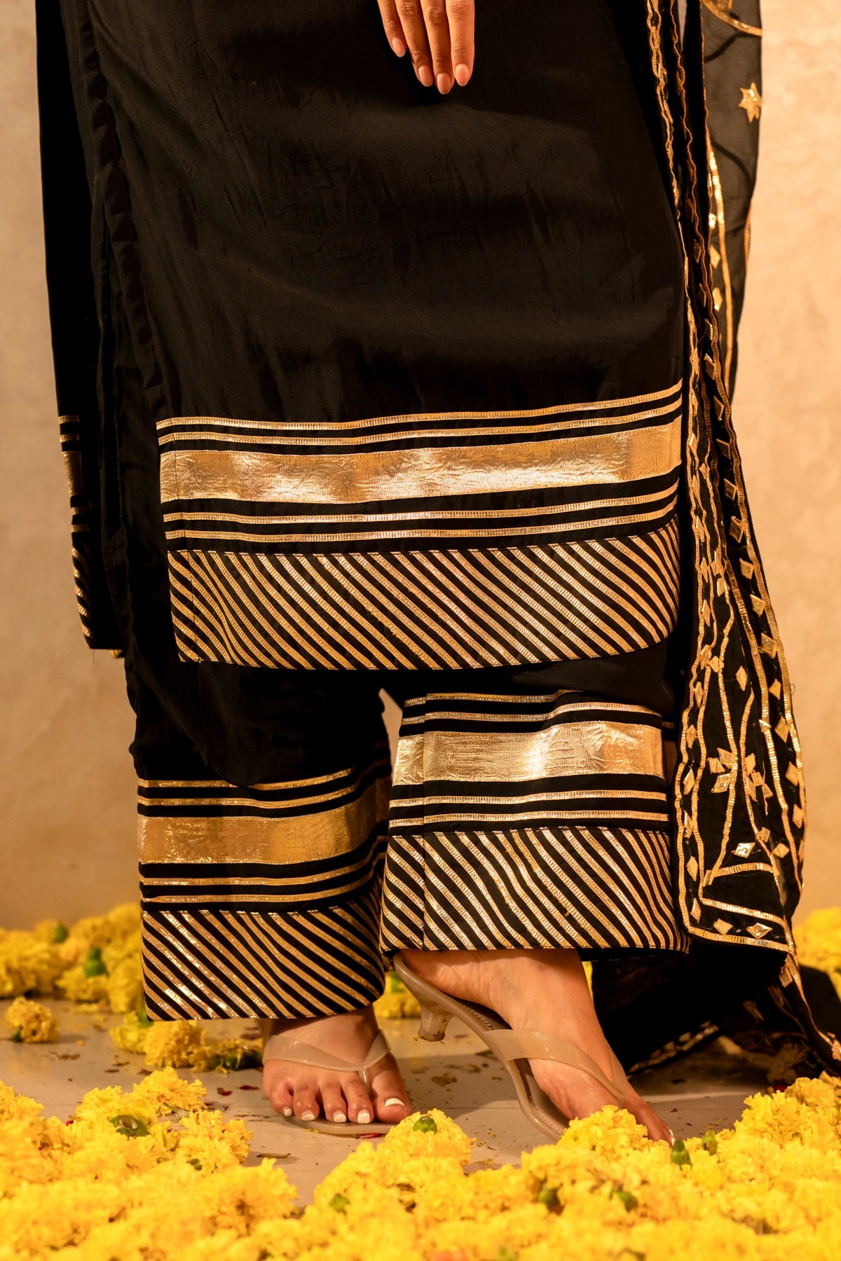 GOTTA BAZAR SURMAI BLACK GOTA JAAL ORGANZA SUIT SET WITH JAAL DUPATTA