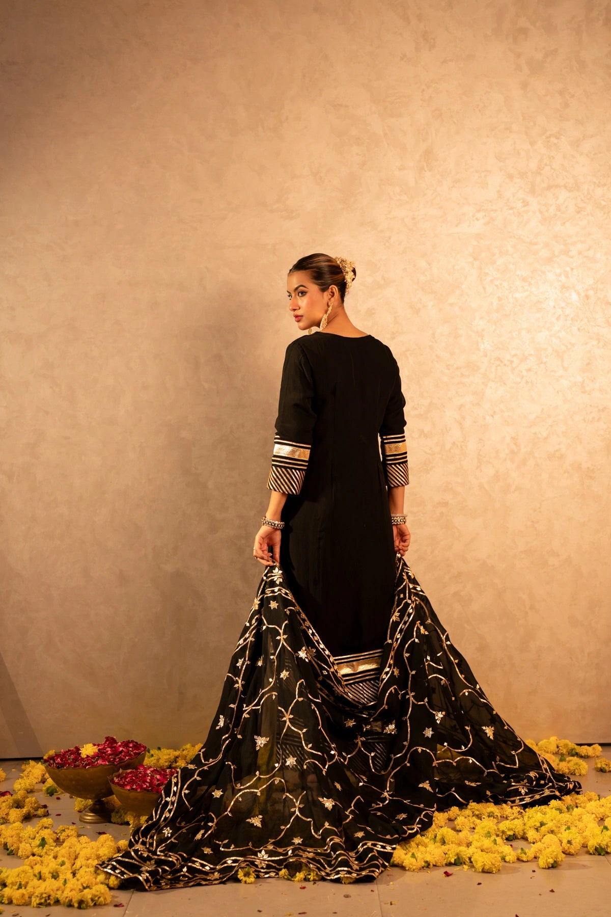 GOTTA BAZAR SURMAI BLACK GOTA JAAL ORGANZA SUIT SET WITH JAAL DUPATTA