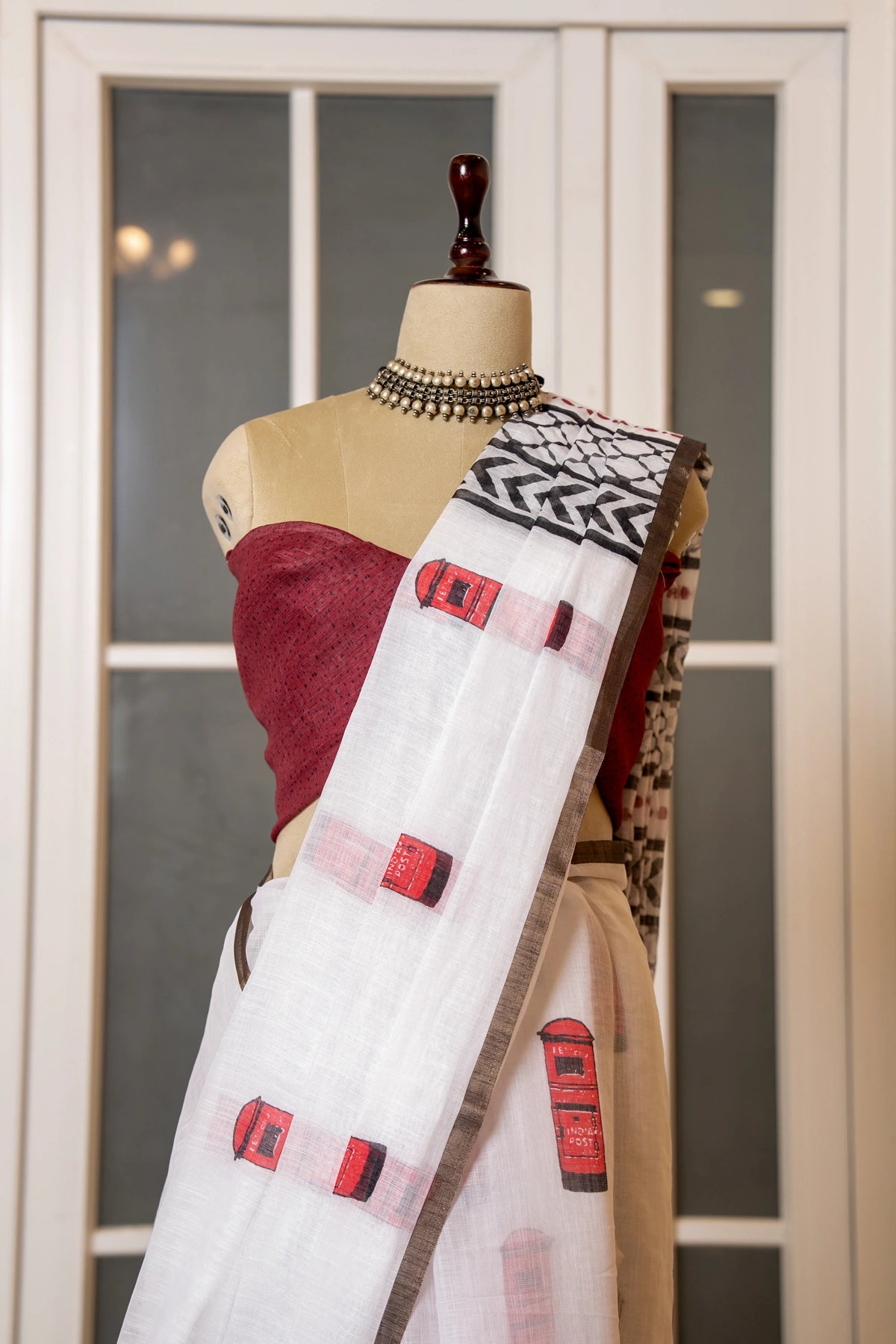 SOOT RAAG WHITE LINEN HAND BLOCK PRINT SAREE WITH BLOUSE PIECE