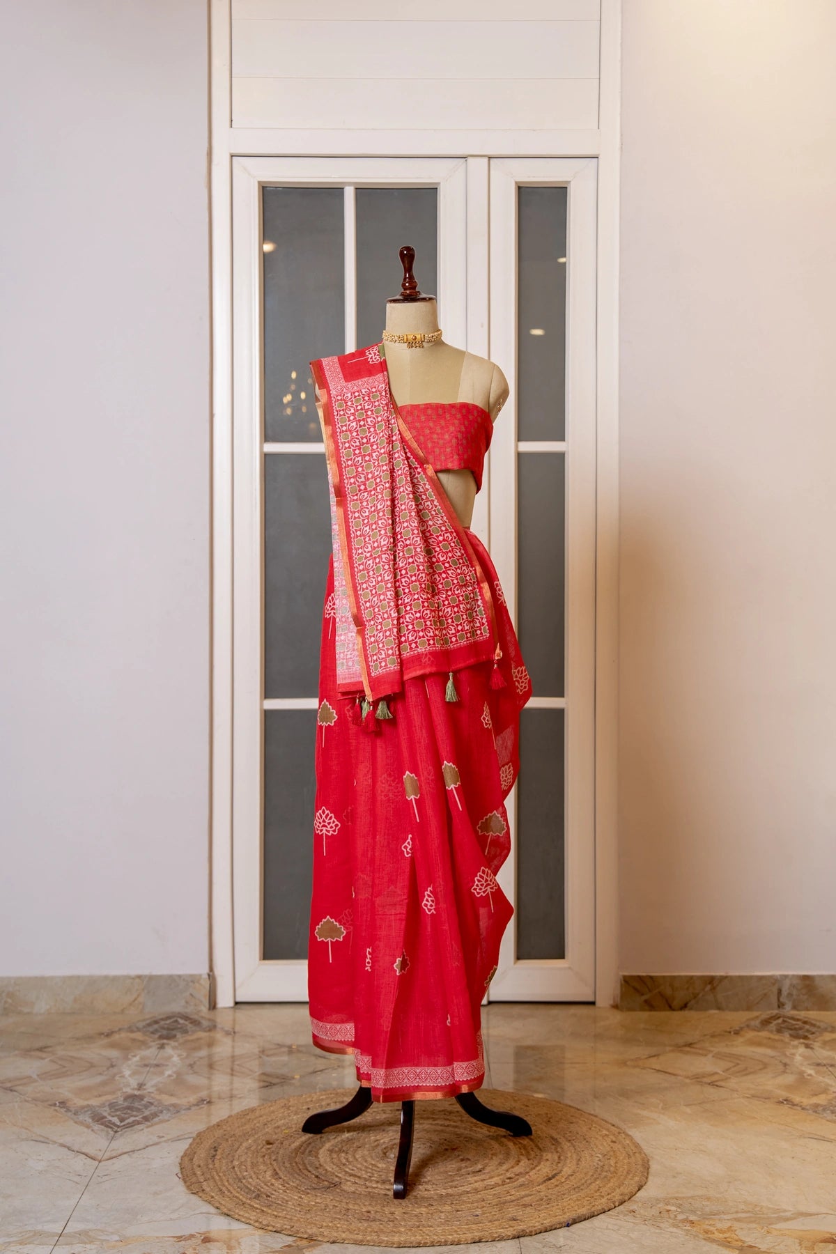 SOOT RAAG RED COTTON HAND BLOCK PRINT SAREE WITH BLOUSE PIECE