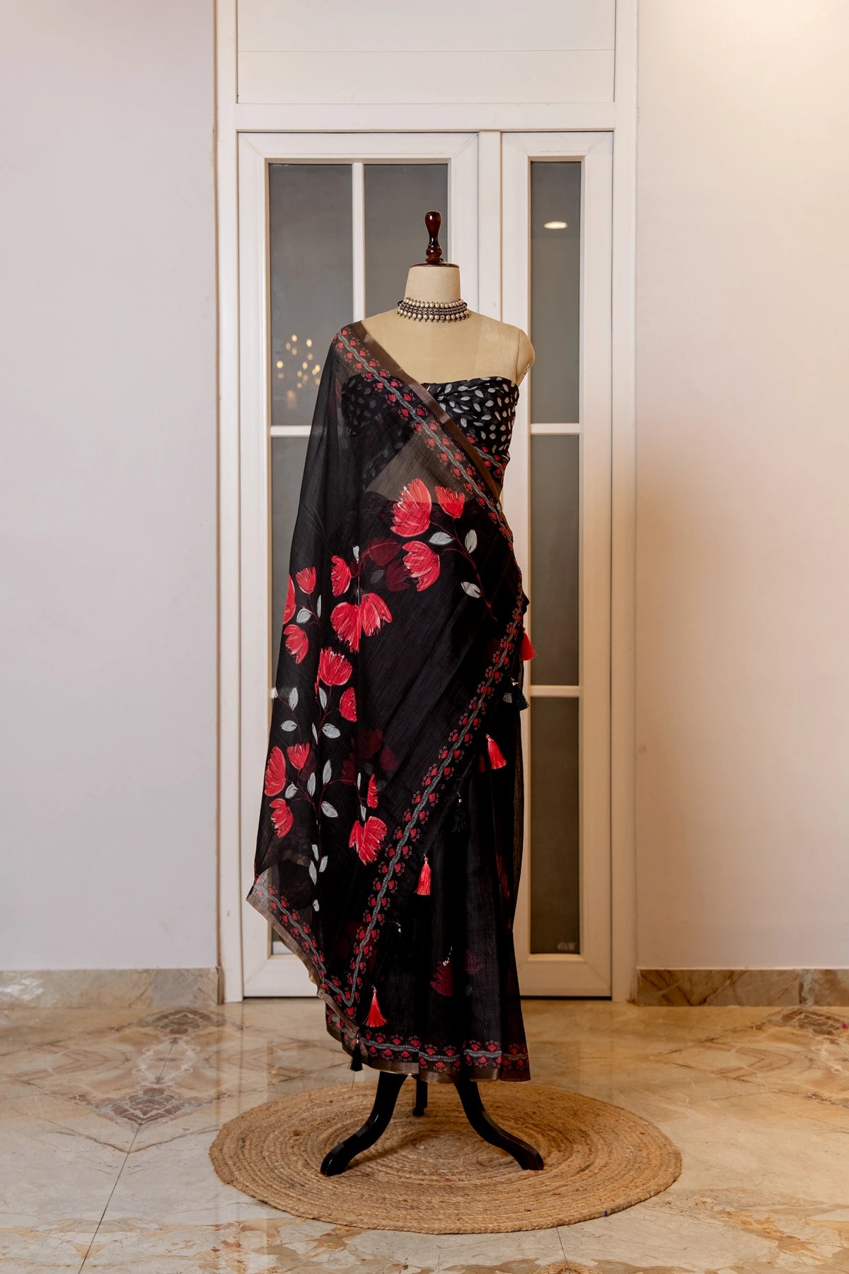 SOOT RAAG BLACK FLORAL PRINT LINEN SAREE WITH BLOUSE PIECE