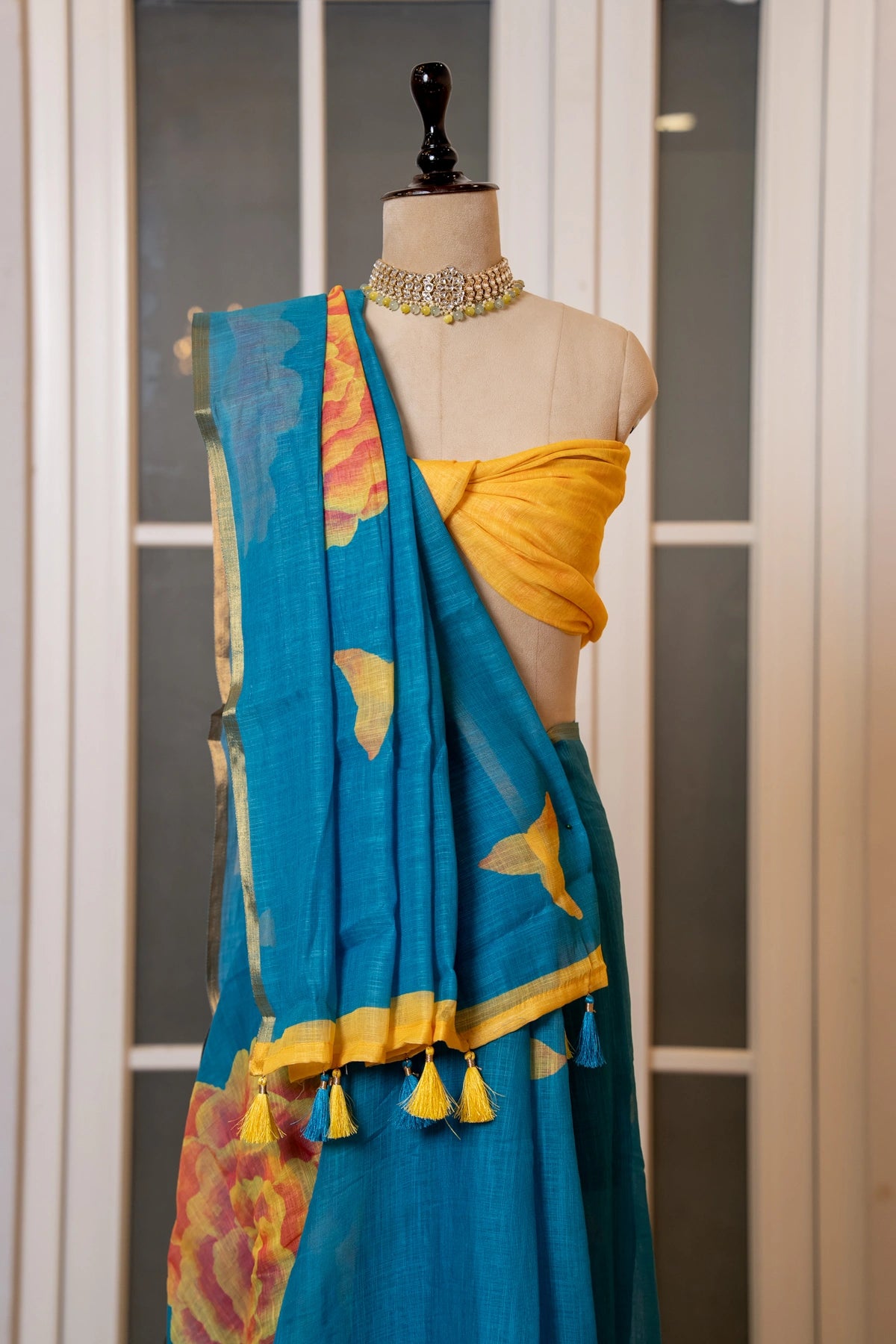 SOOT RAAG NEELA PHOOL PRINT COTTON SAREE WITH BLOUSE PIECE