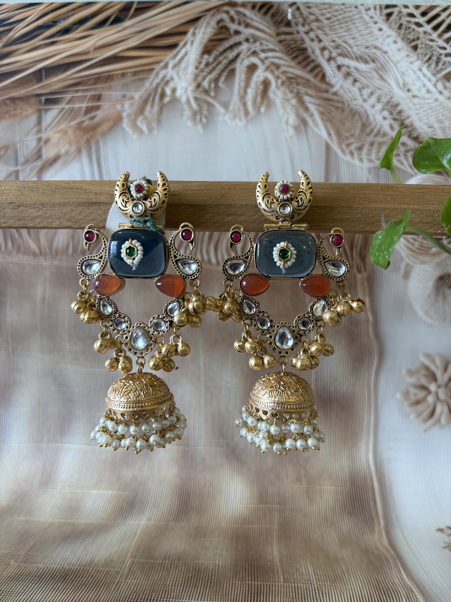 GOLD TONE GHUNGROO GREY STONE DROP EARRING SET