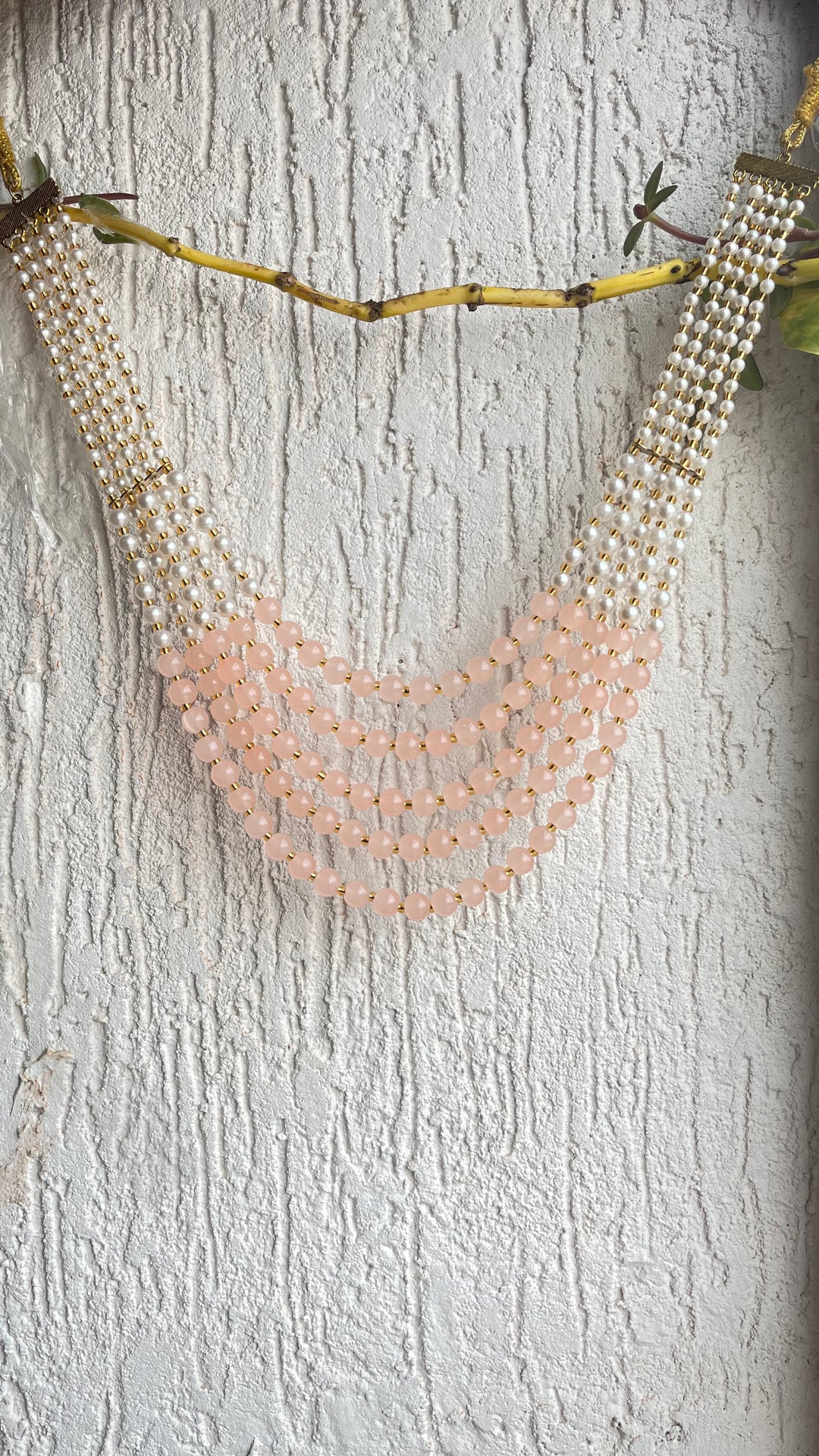 PEACH PEARL LAYERED NECKLACE