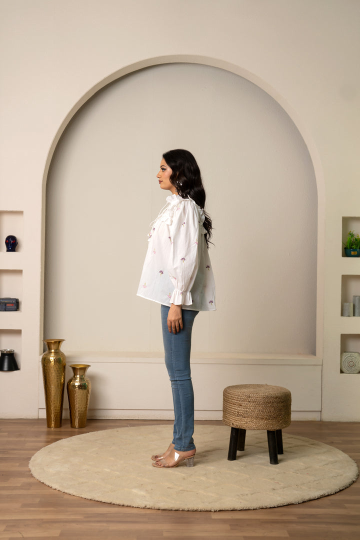 SUKOON WHITE TIE-FRONT EMBROIDERY COTTON TOP