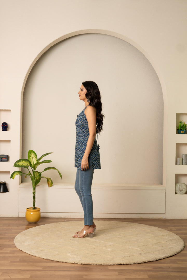 SUKOON CHIC INDIGO BLUE SLEEVELESS COTTON HAND BLOCK TUNIC TOP