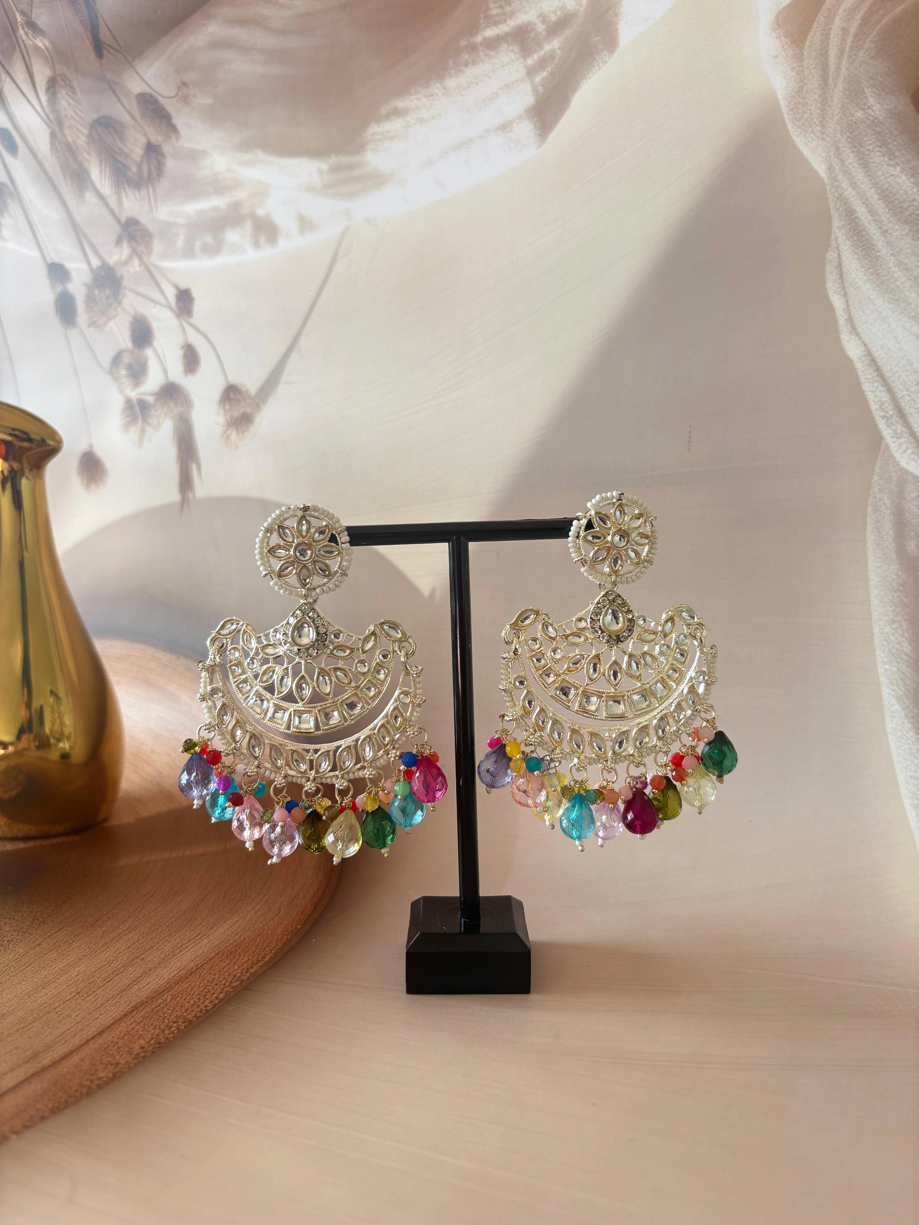 JADAU MULTICOLOR  KUNDAN STUDDED EARRING SET