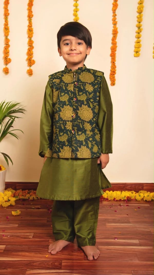 IDIKA GREEN COTTON SILK FAMILY OUTFIT COMBO