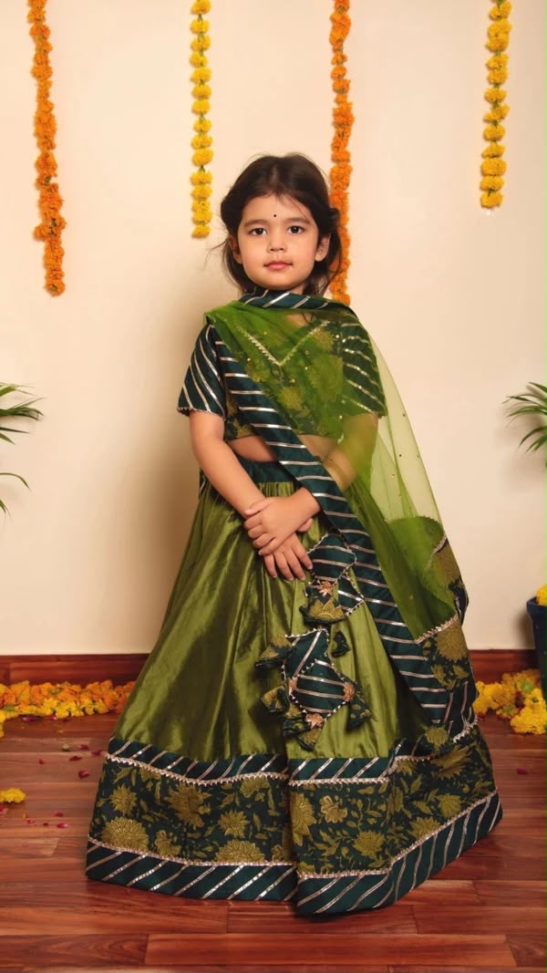 IDIKA GREEN COTTON SILK FAMILY OUTFIT COMBO