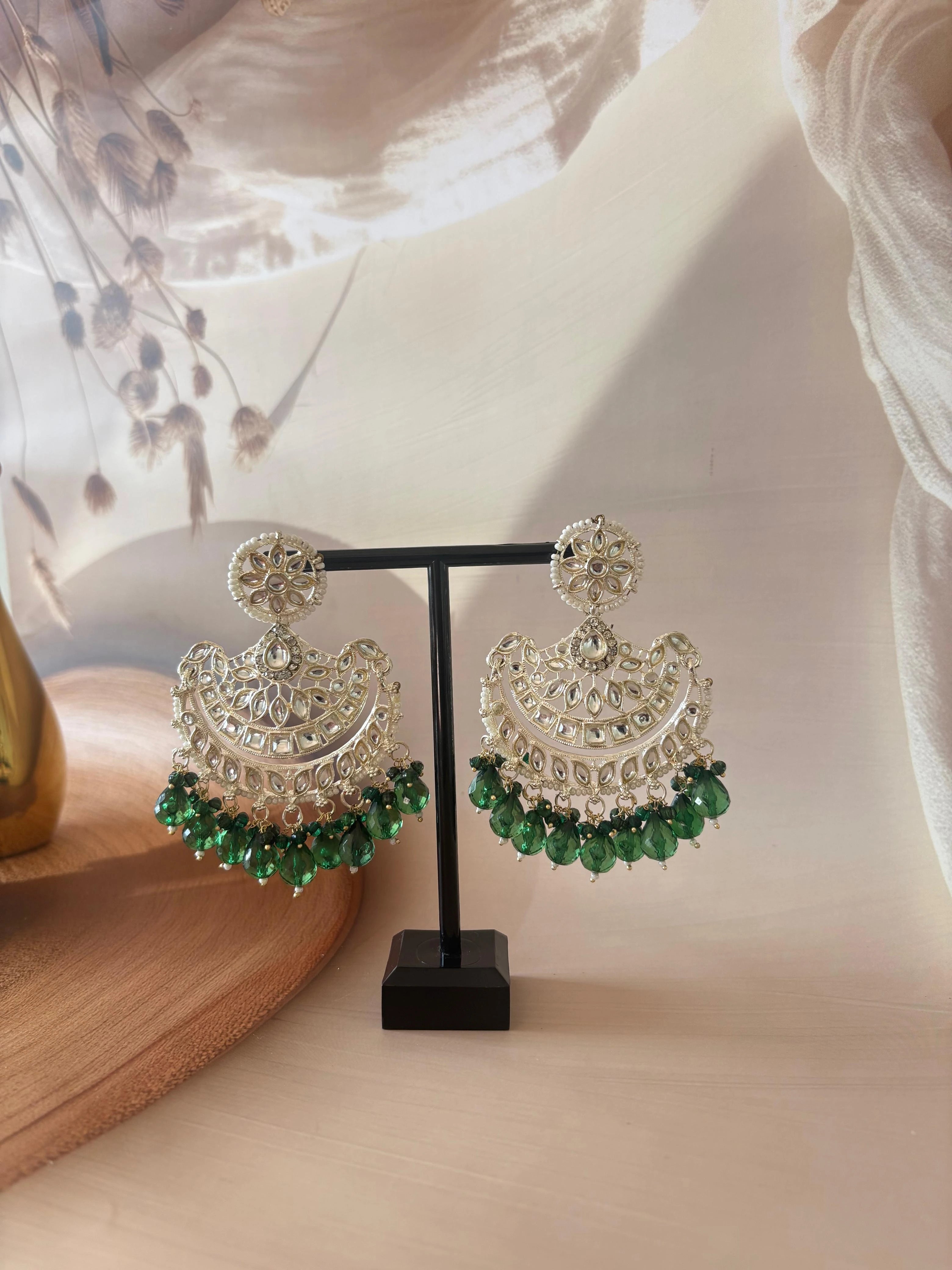 GREEN KUNDAN STUDDED EARRING SET