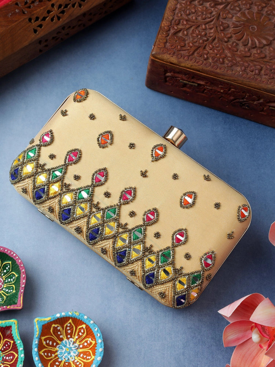 AAMIRA PASTEL YELLOW JUTTI CLUTCH COMBO - Pomcha Jaipur