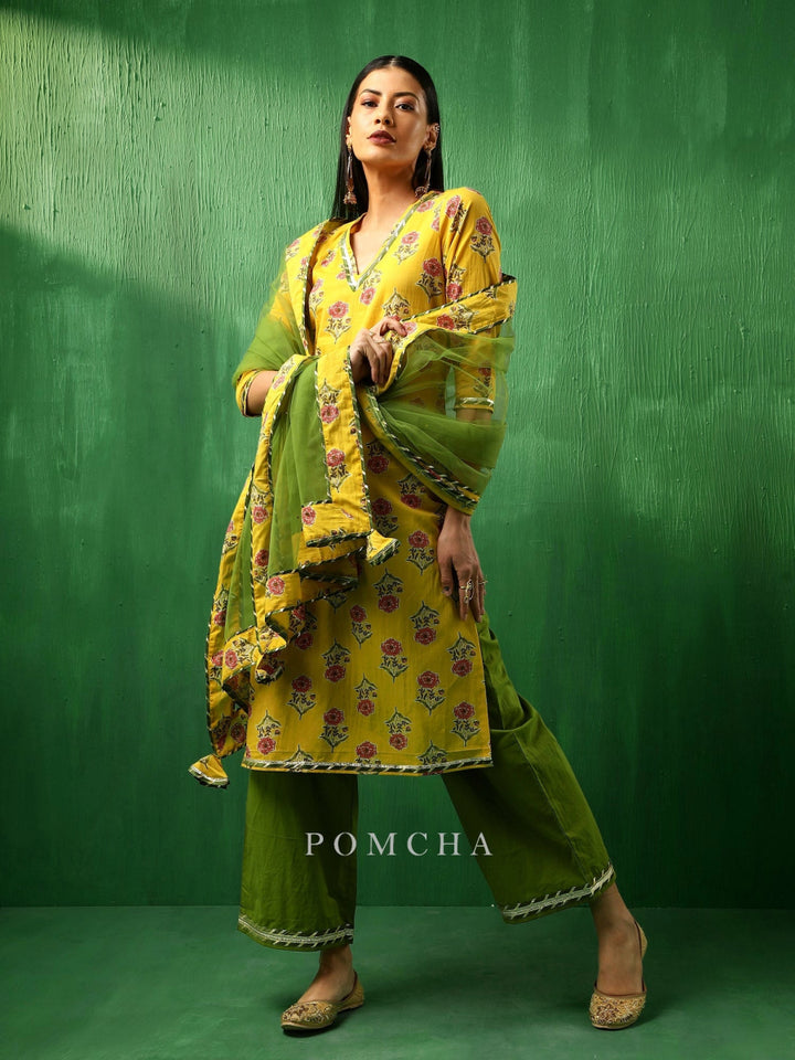 ADAA YELLOW COTTON SUIT SET - Pomcha Jaipur