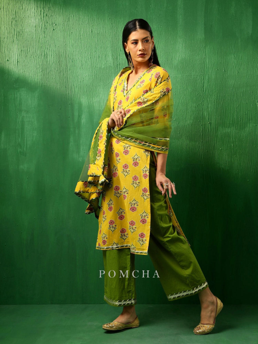 ADAA YELLOW COTTON SUIT SET - Pomcha Jaipur